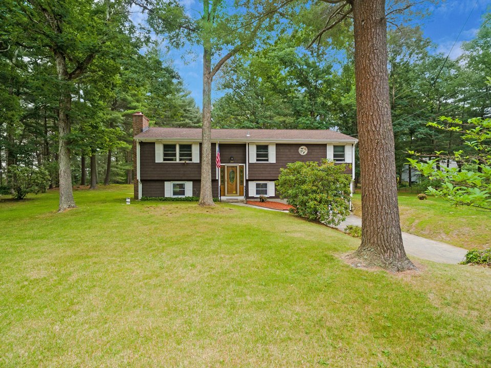 Featured Listing...316 Hopkins Hill Road in Coventry! Things To Do In