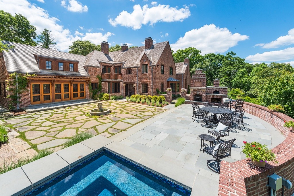 The Top Ten Most Expensive Houses For Sale in Rhode Island...Lavish and