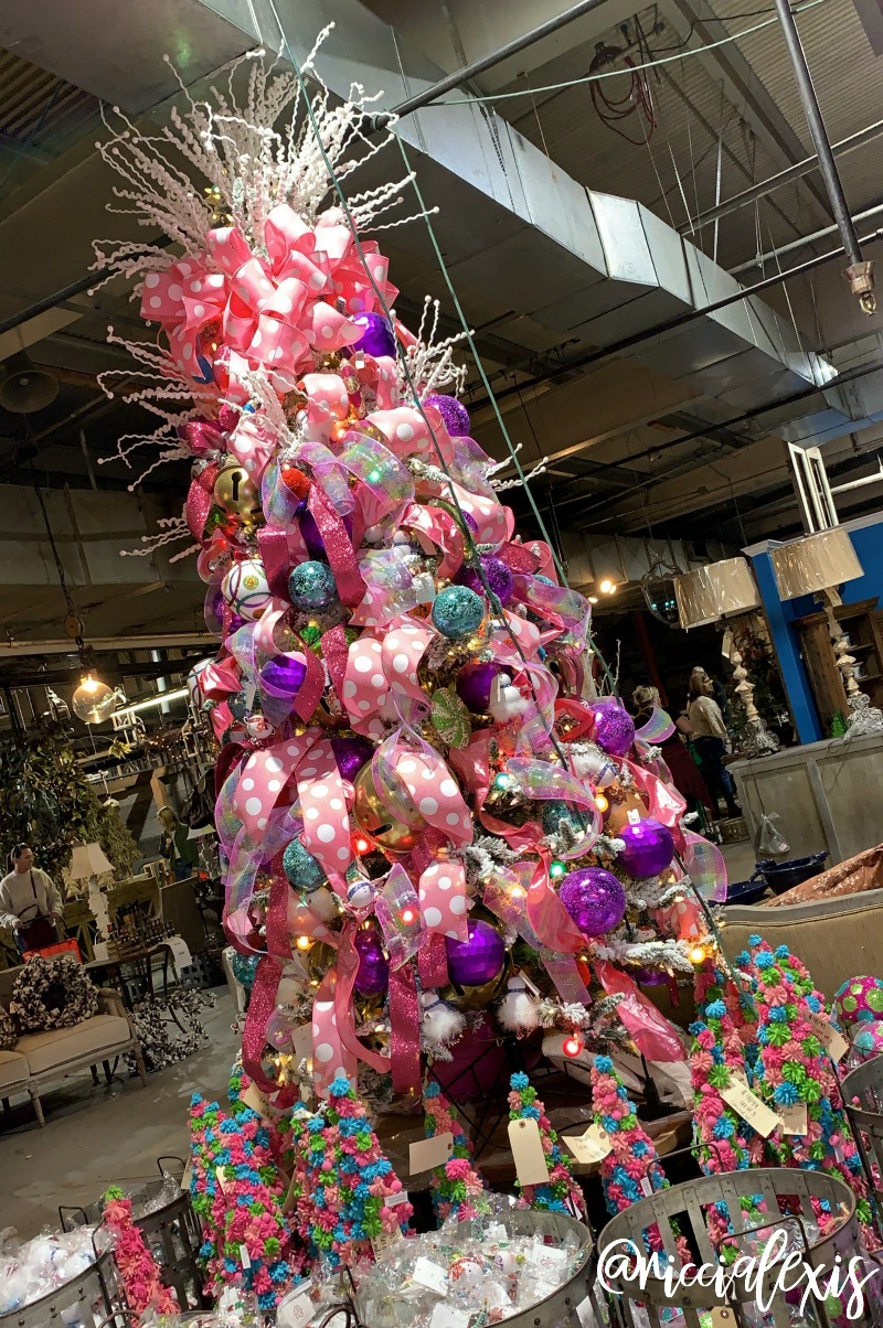 Girl's Trip to the Largest Christmas Warehouse Sale in the South!