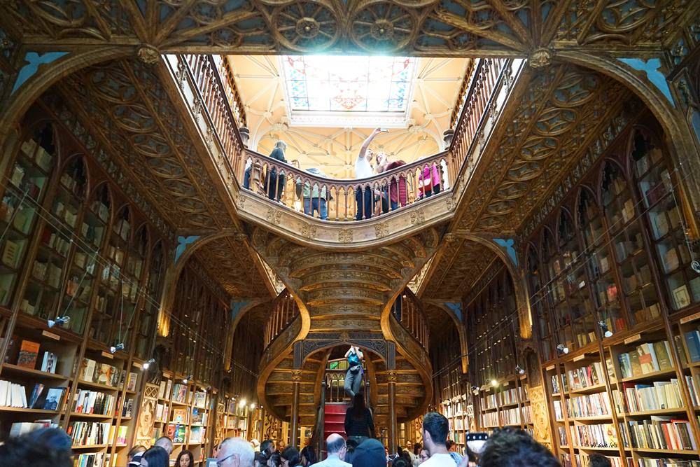 葡萄牙波多景點 Livraria Lello 世界最美的萊羅書店 哈利波特的魔法世界