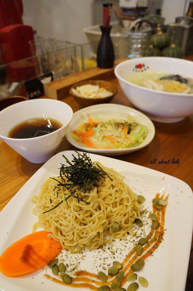 埔里美食 梅之香日式拉麵 用心好店家 冷麵好吃 日式小菜挺特別