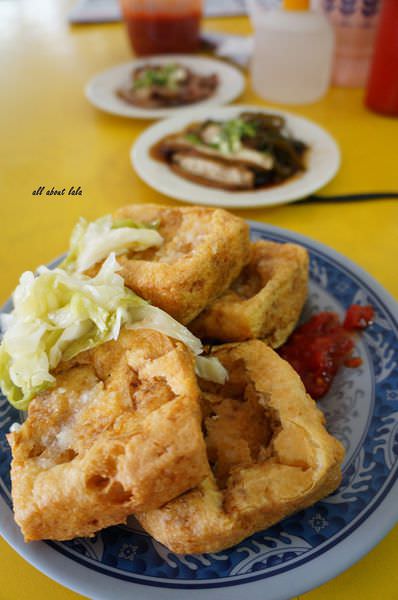 埔里超人氣小吃 你我他晚點臭豆腐 阿甲肉圓 都是下午才開喔~