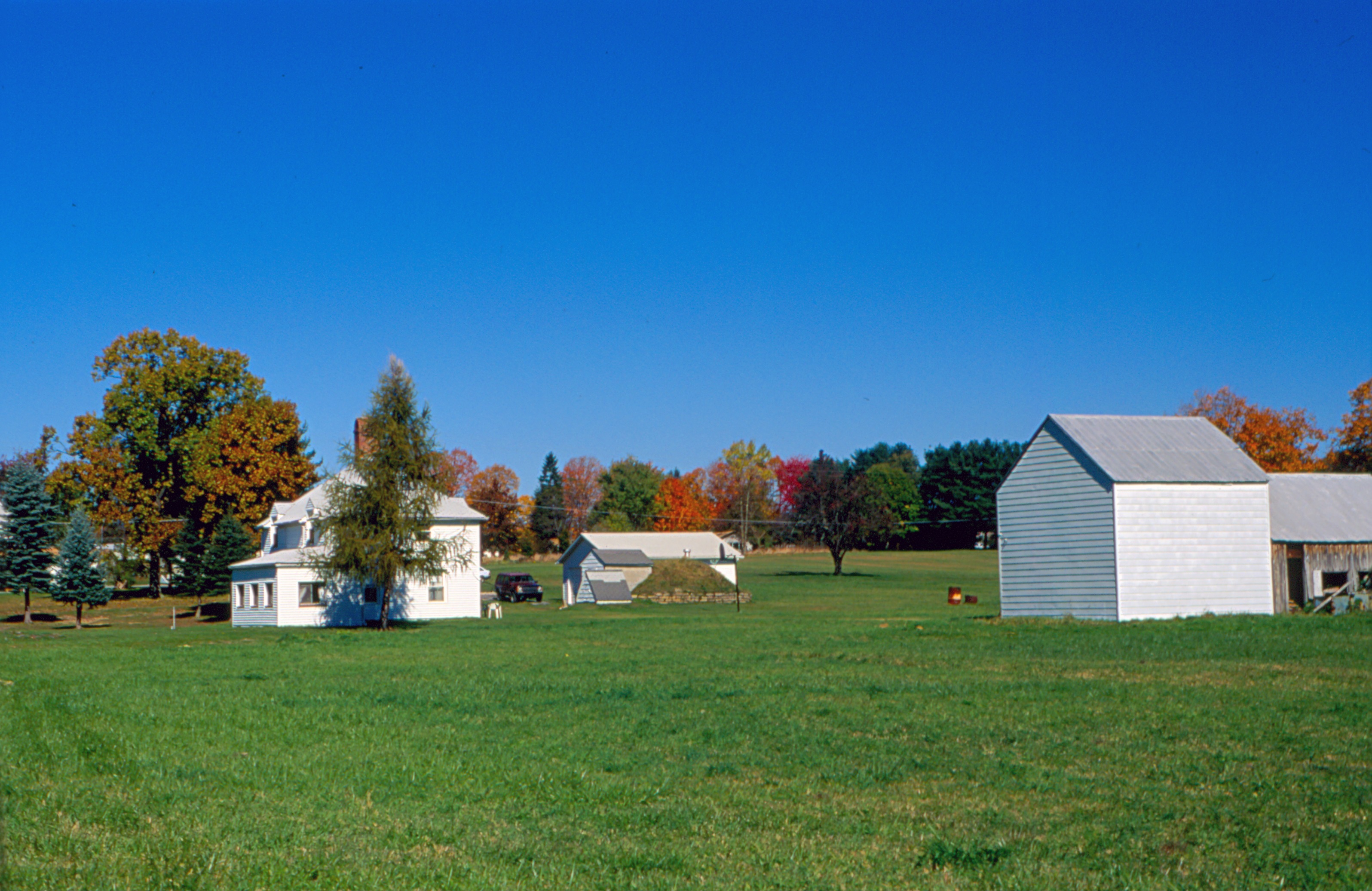 Living in Community….Arthurdale, West Virginia amUSIngArtifacts
