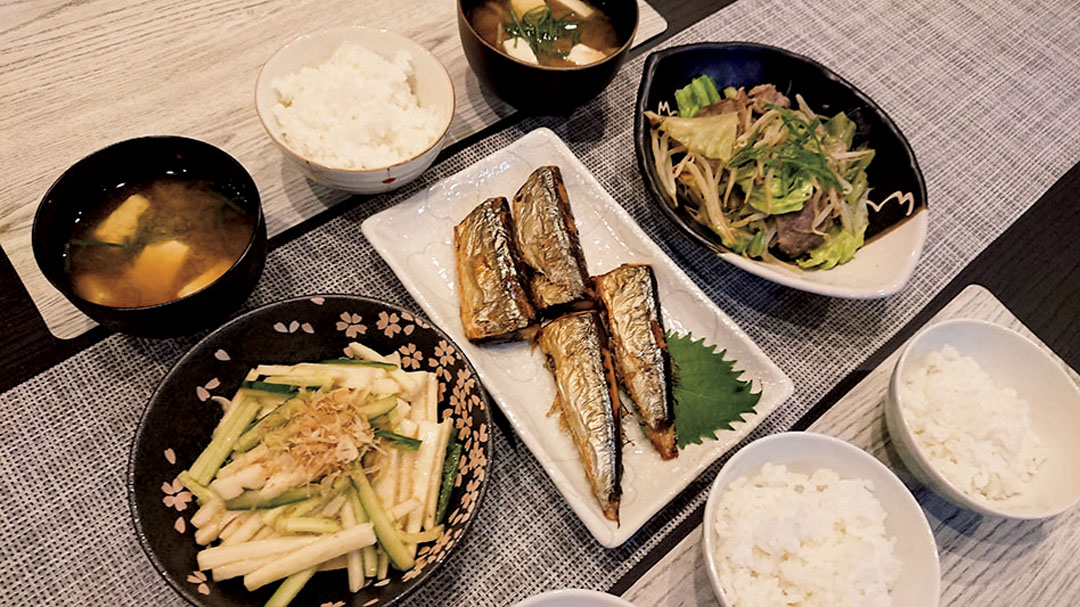【朗報】5人家族で食費月2万のカリスマ主婦、1週間分の献立＆スーパーの買い方を披露 これはガチで参考になるは