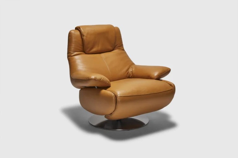 4 Reasons Why a Leather Recliner is the Most Ergonomic Chair Choice for