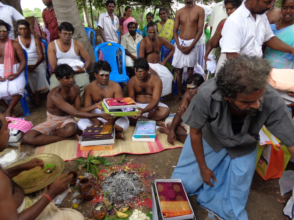 A Kariyam, a Tamil Death Ceremony Living in the Embrace of Arunachala