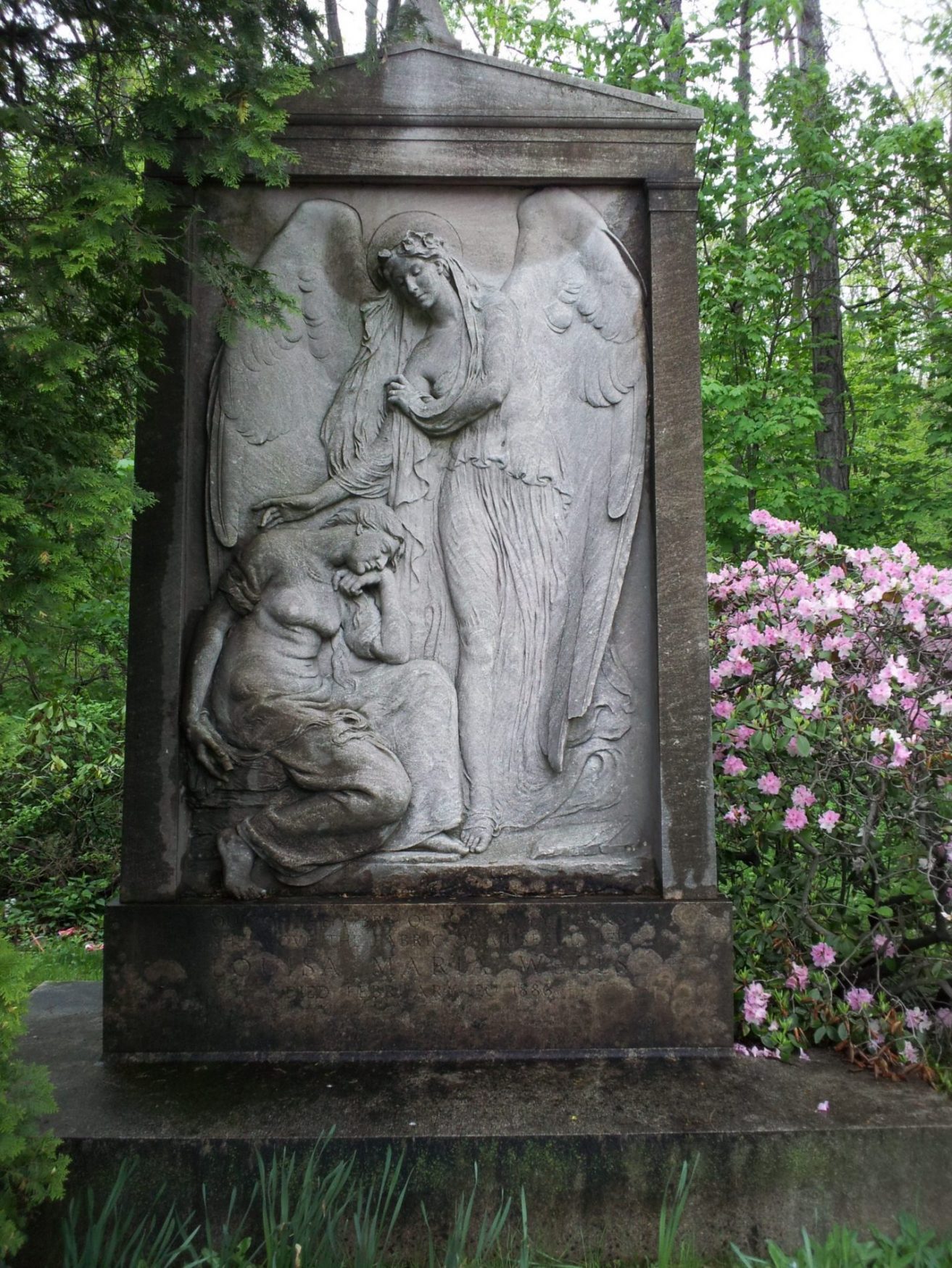 Lowell Cemetery Monuments as Public Art
