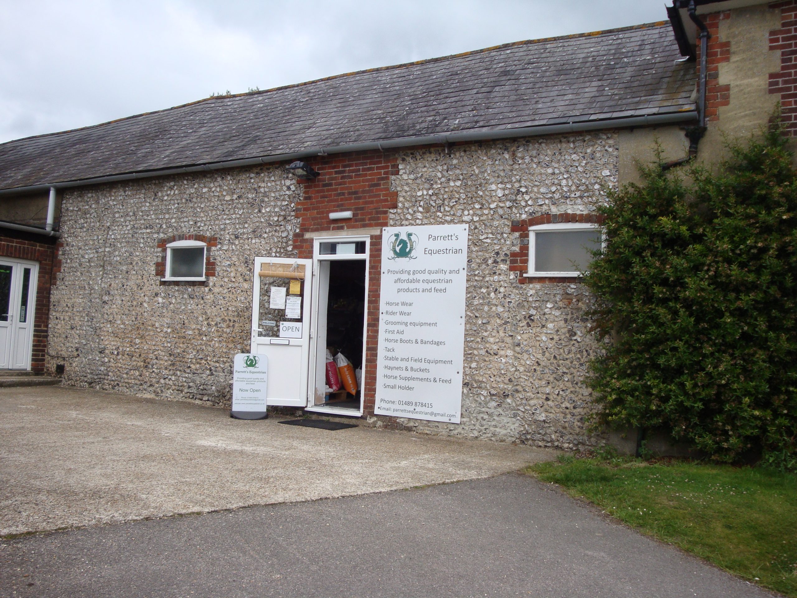 Old Flint Barn Richard Mitham Associates