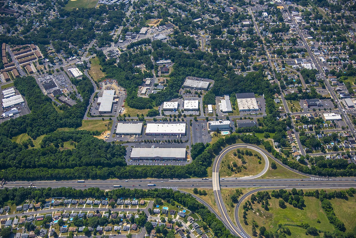 Runnemede Corp. Center, Runnemede, NJ +/300,000SF Richards & Robbins