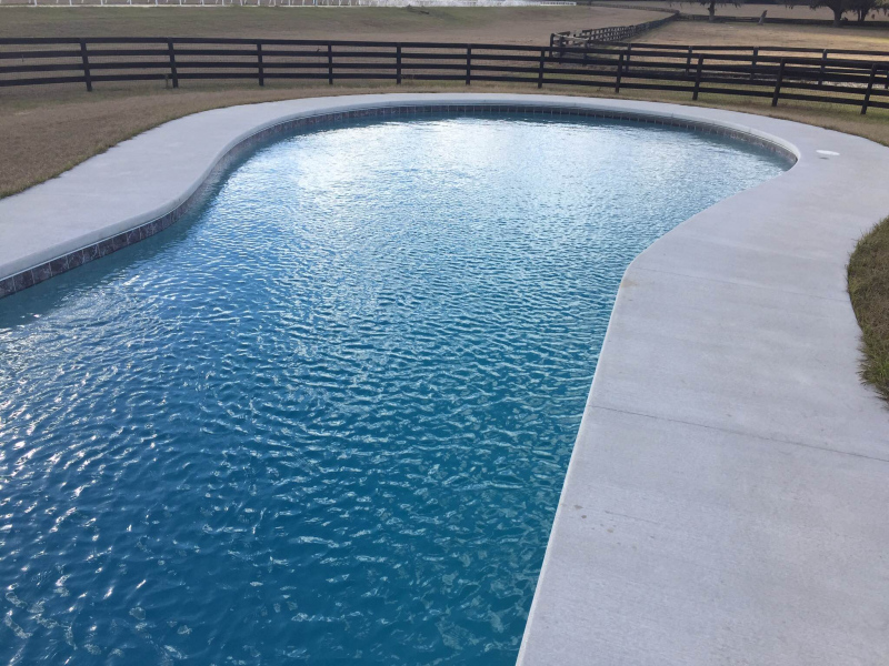 Horse Pool Richie Pools