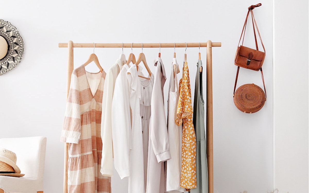 4 Ways to Simplify Your Wardrobe Rich in What Matters