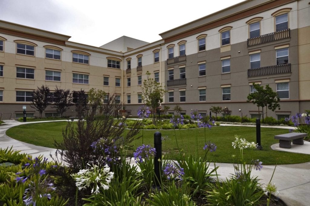 Sycamore Senior Apartments for Rent in Oxnard, CA