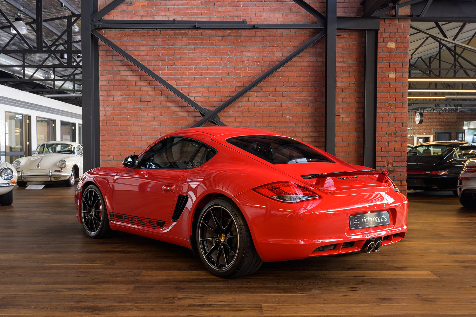 Porsche Cayman R Red (24) Richmonds