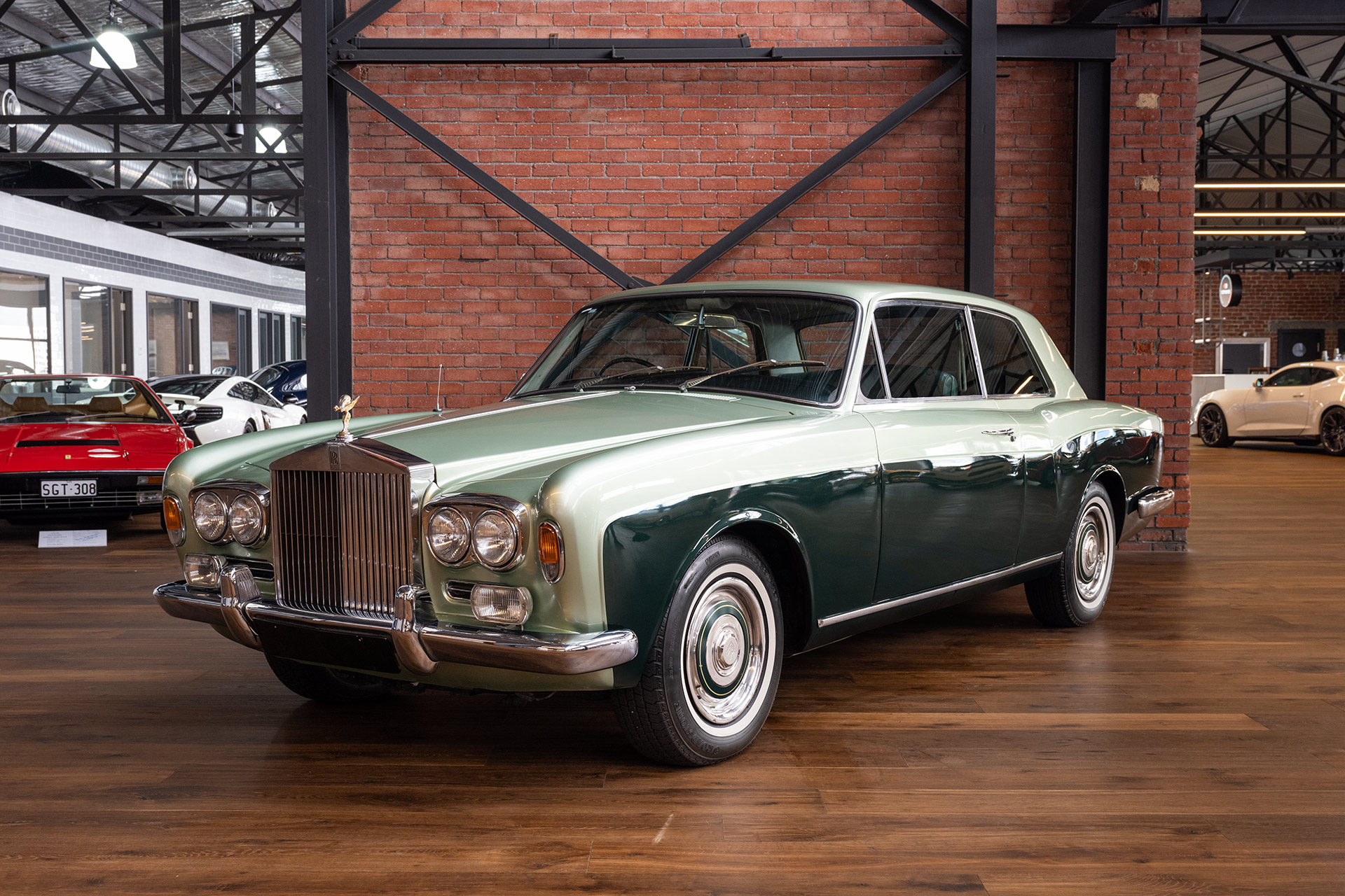 1969 Rolls Royce MPW 2 Door Coupe Richmonds Classic and Prestige