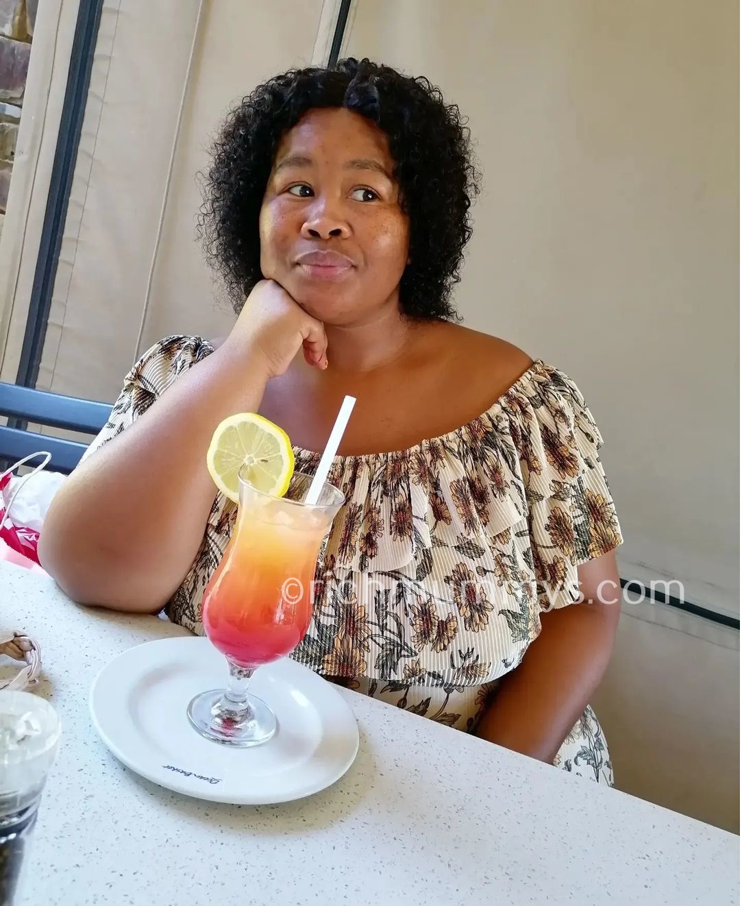 My Name is Carolina living in Westlands and i would like to Connect