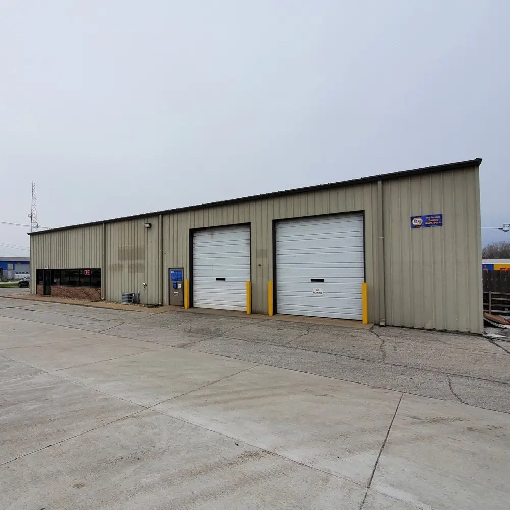 Mishawaka Shop Rick's Auto Body Shop