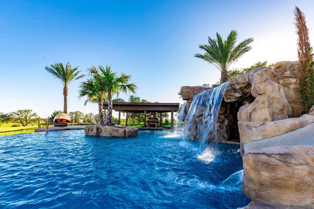 Barrett Pools, TX • RicoRock®, Inc.