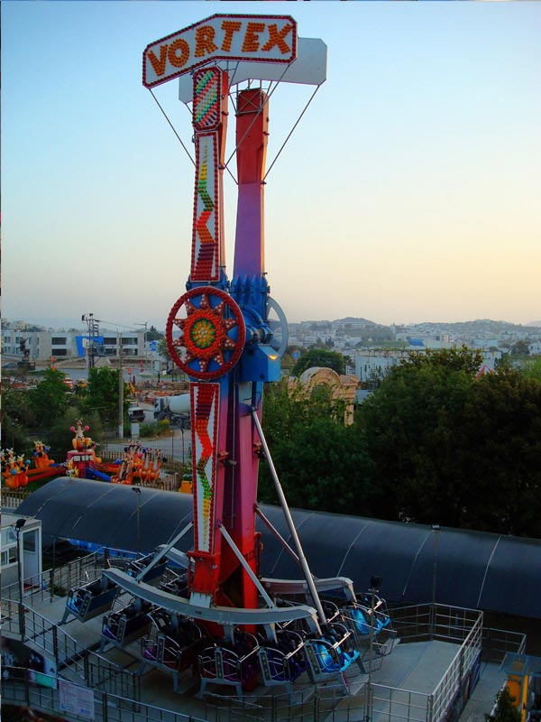 Vortex New Amusement Thrill Ride