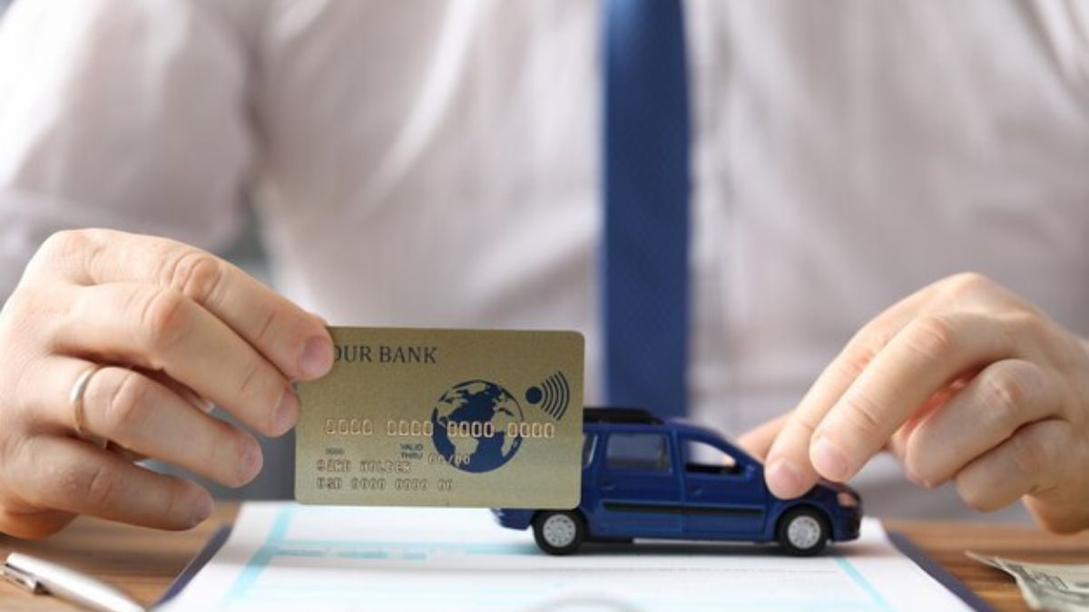 5 Tips for Selecting the Best Fleet Fuel Card for Your Business