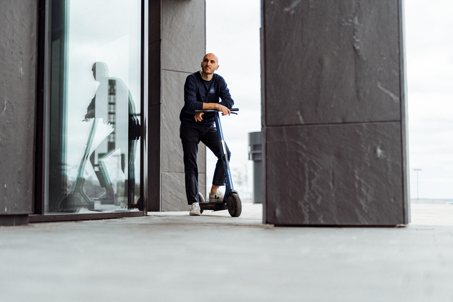 Kick Scooter Vs. Electric Scooter Which One Should I Get?