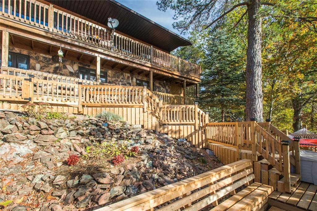 Waterfront Homes/Cottages Property types Rideau Realty