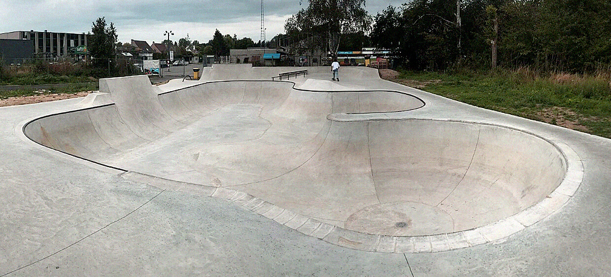 Wetteren skatepark, Wetteren, Belgium