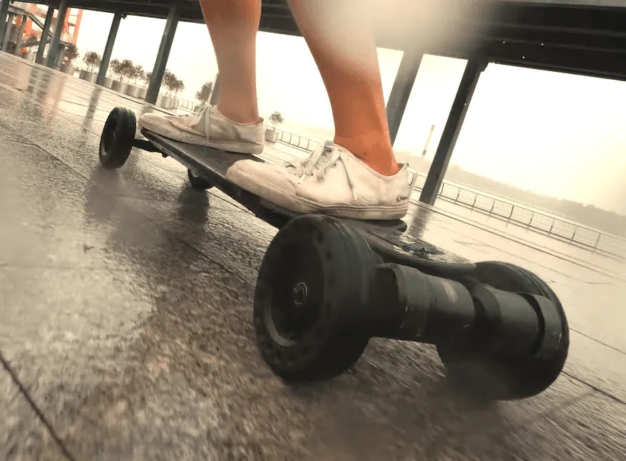 Can You Skateboard in the Rain OR Wet? Do's and Don'ts Tips