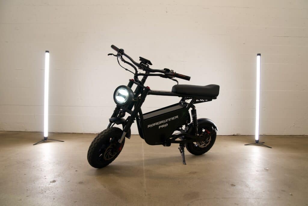 Voro Motors Releases the Motorbikelike Roadrunner Pro