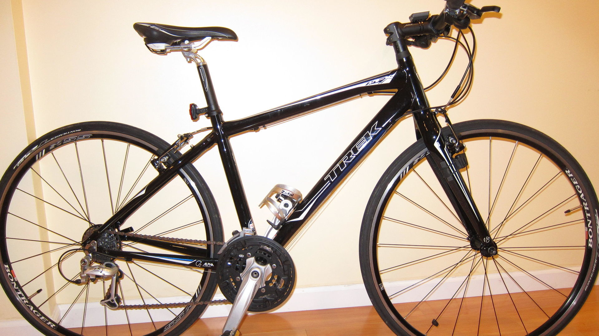 Carrlo's 2011 Trek 7.5 FX Photo