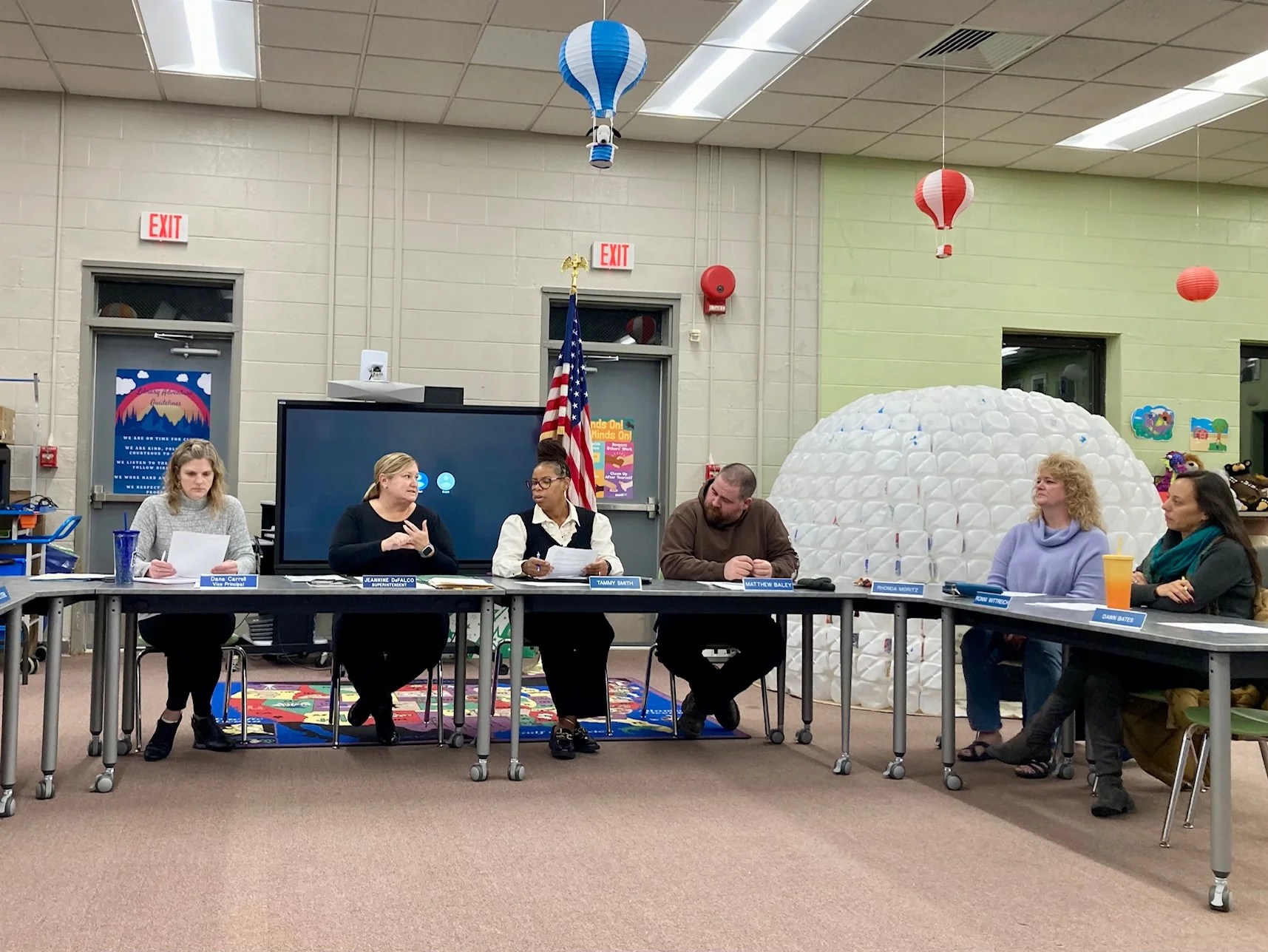 Knowlton Township Elementary BOE Calm Before the Holiday Rush Ridge View Echo