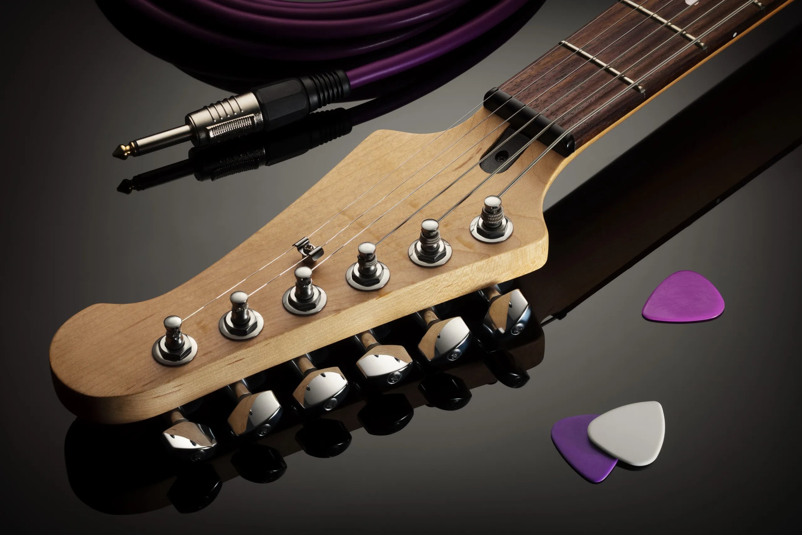 How to replace tuning pegs on a guitar? [Updated July 2024]