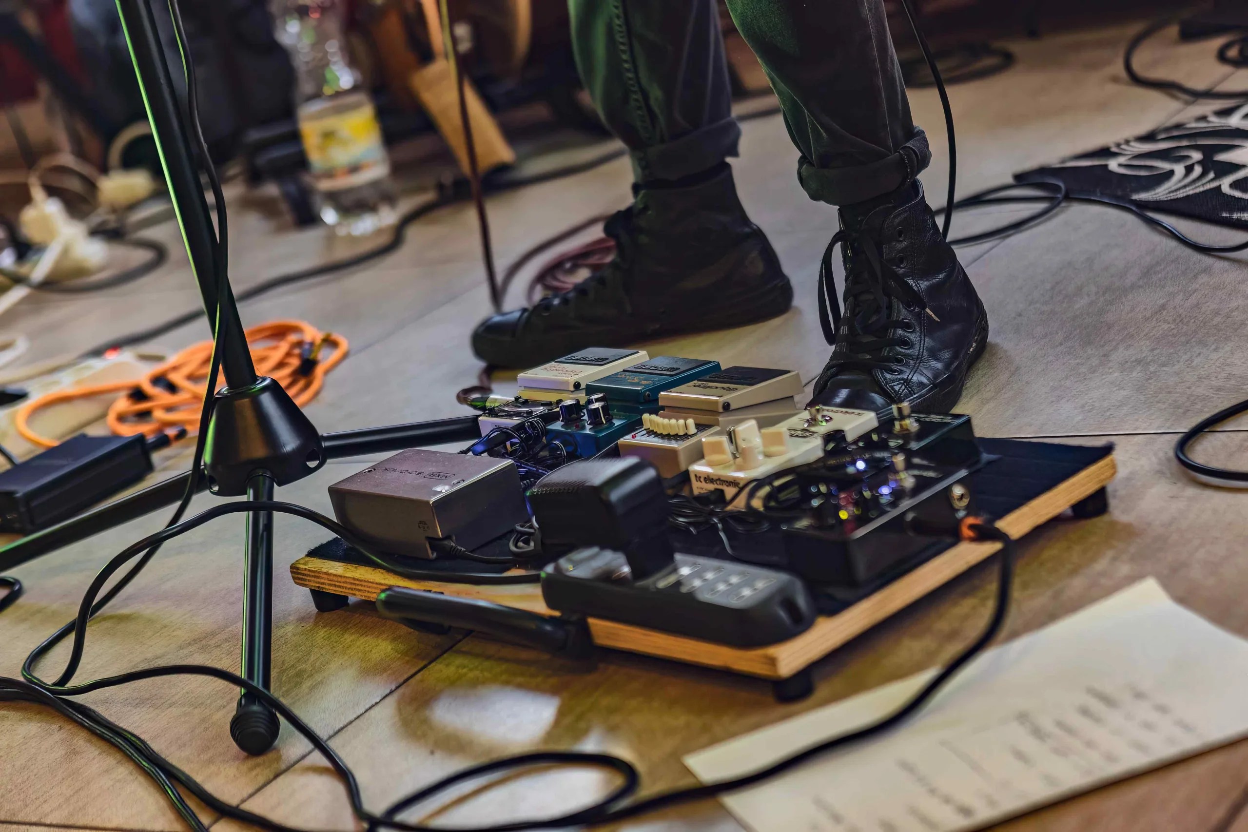 How To Use Guitar Pedals for Beginners