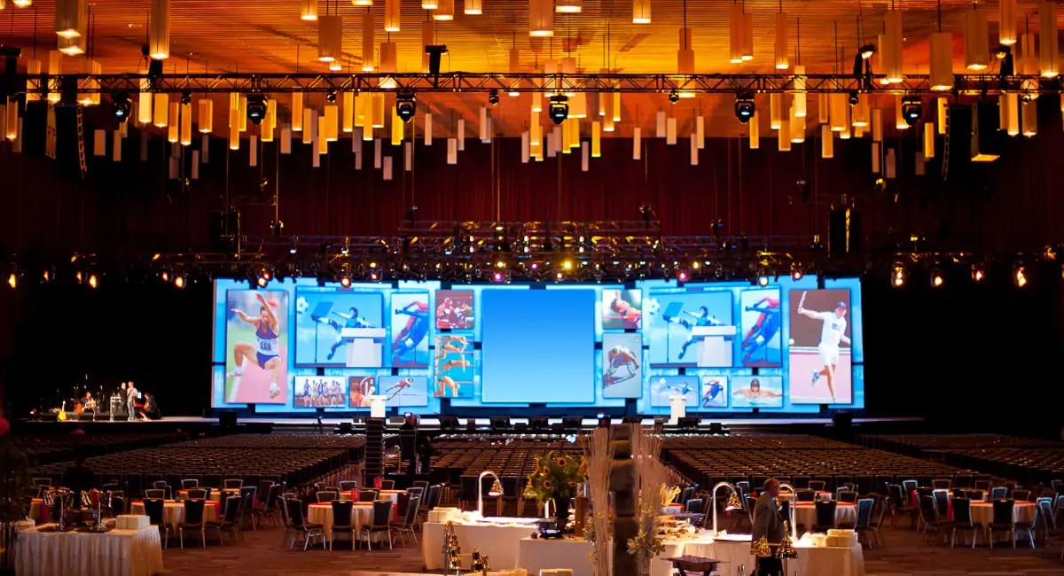 Vancouver Convention Centre Riggit