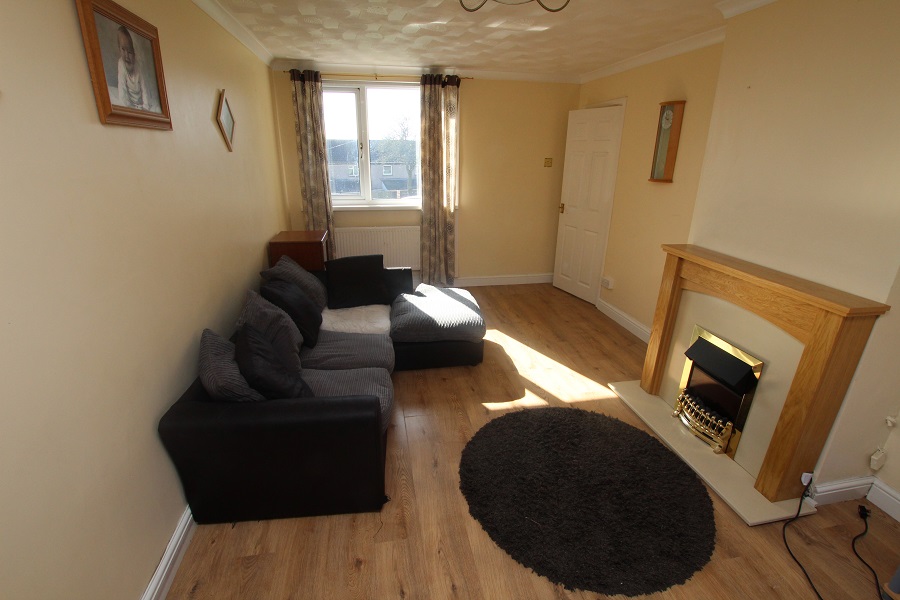 Bythway Road, Trevethin, Pontypool NP4 8DY Right Bricks