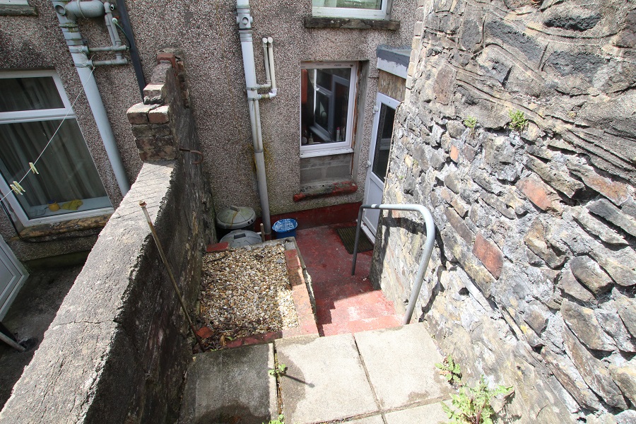 Baglan Street, Treherbert, Treorchy, Rhondda Cynon Taf CF42 5AS Right