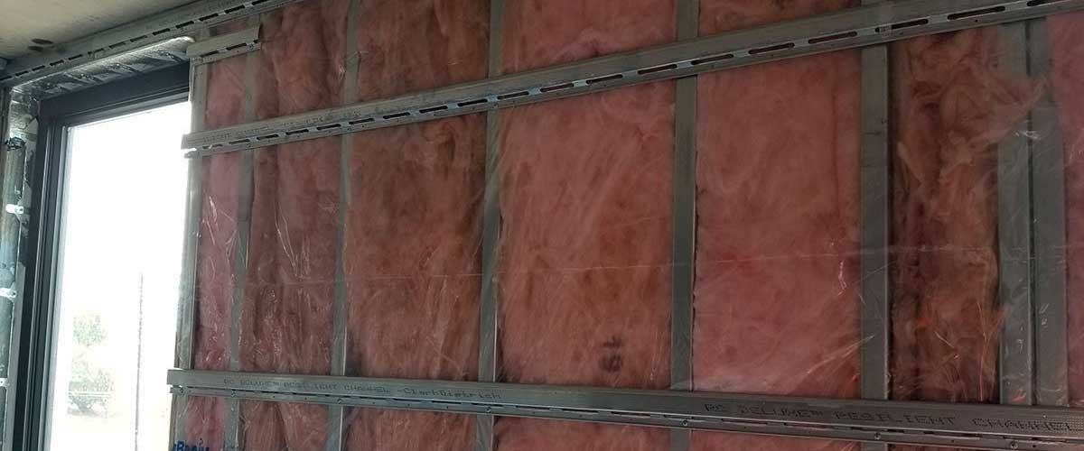 Tips To Soundproof a Room For The Budget [Simple Solutions]