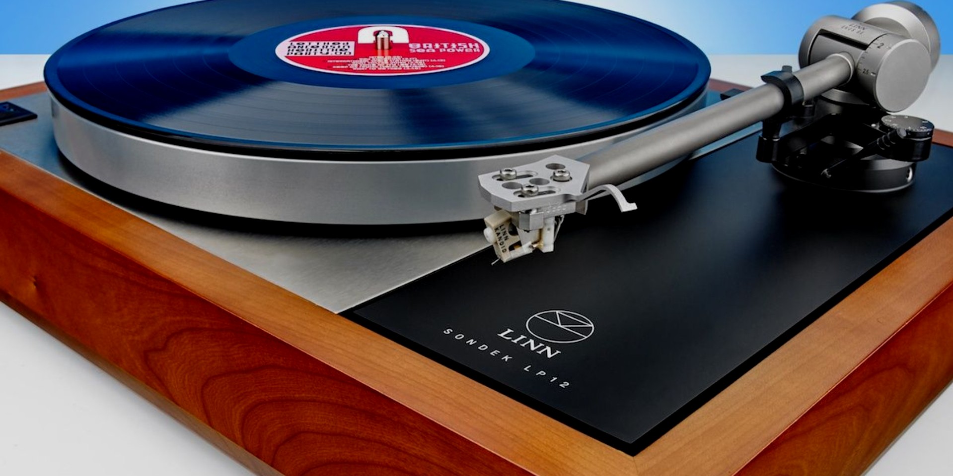 How Do I Keep My Turntable Stylus Clean?