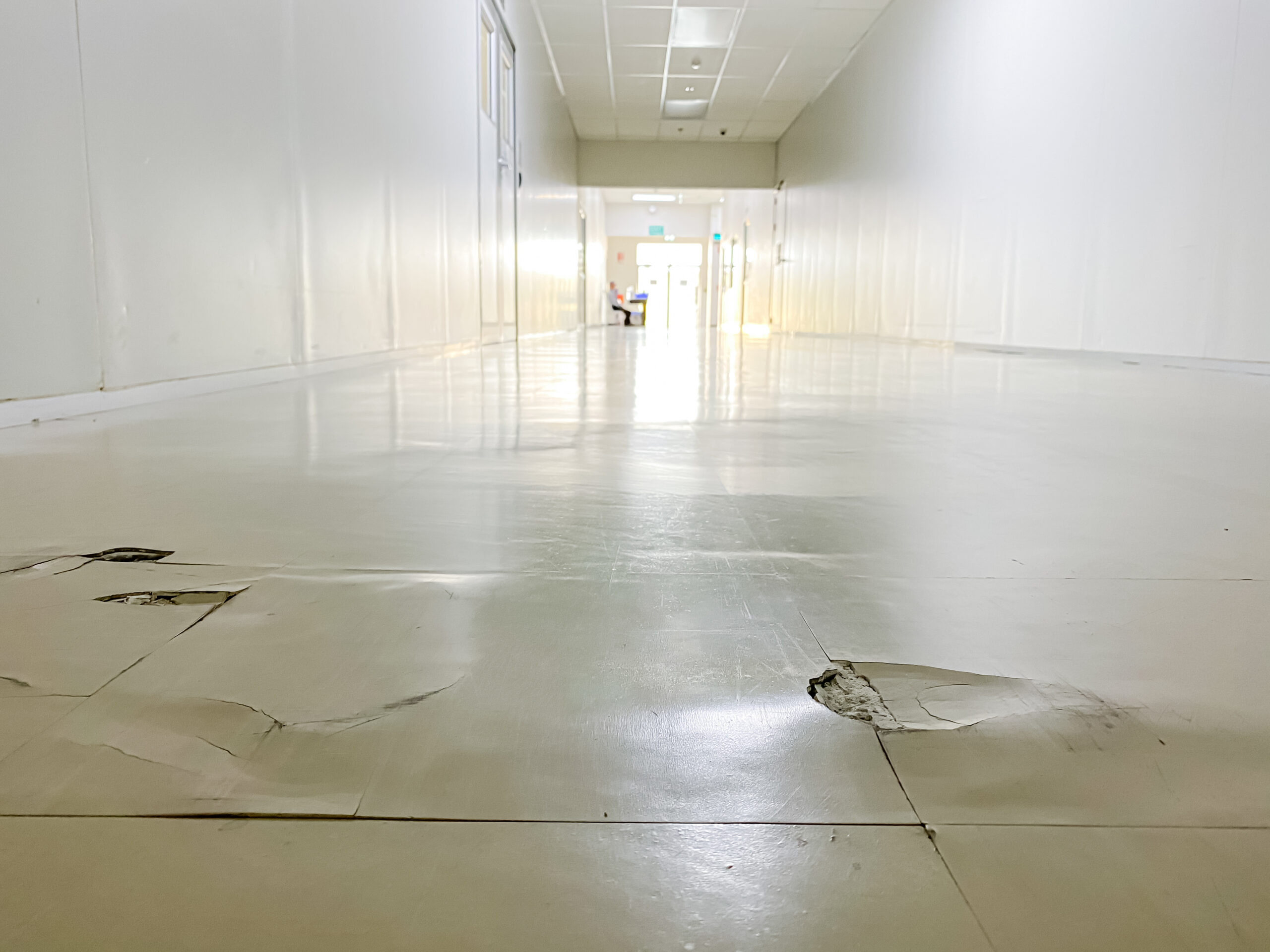 How to Avoid Damage to Quartz Tile Flooring Rikett