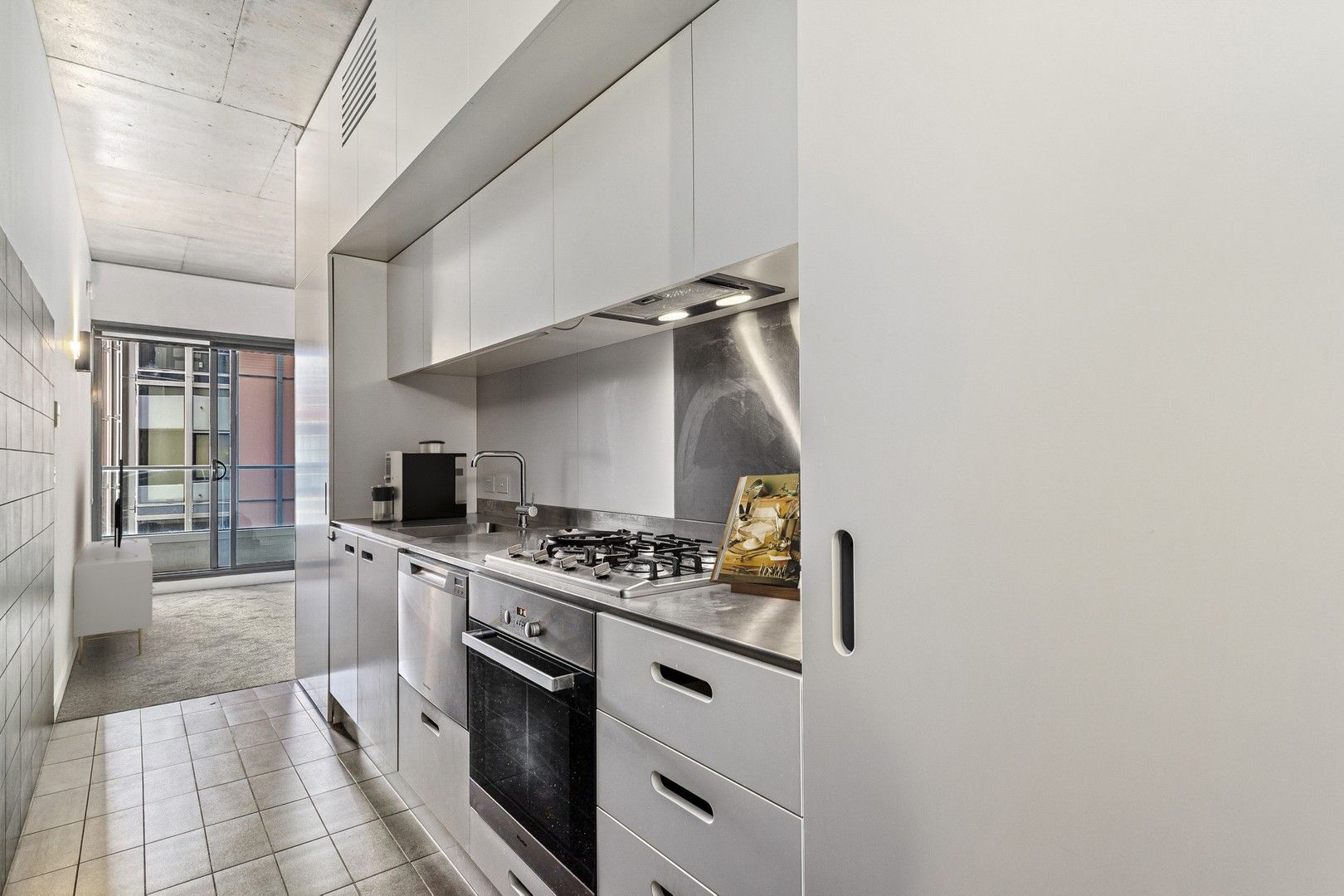813/65 Coventry Street, Southbank VIC 3006 Domain
