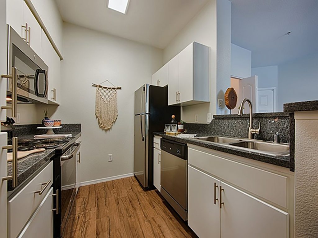 CLARENDON PARK APARTMENTS Rincon Partners