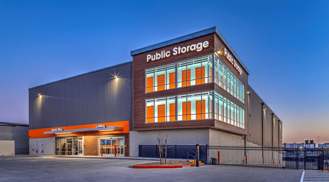 CURRY ROAD SELFSTORAGE COMPLETION Rincon Partners