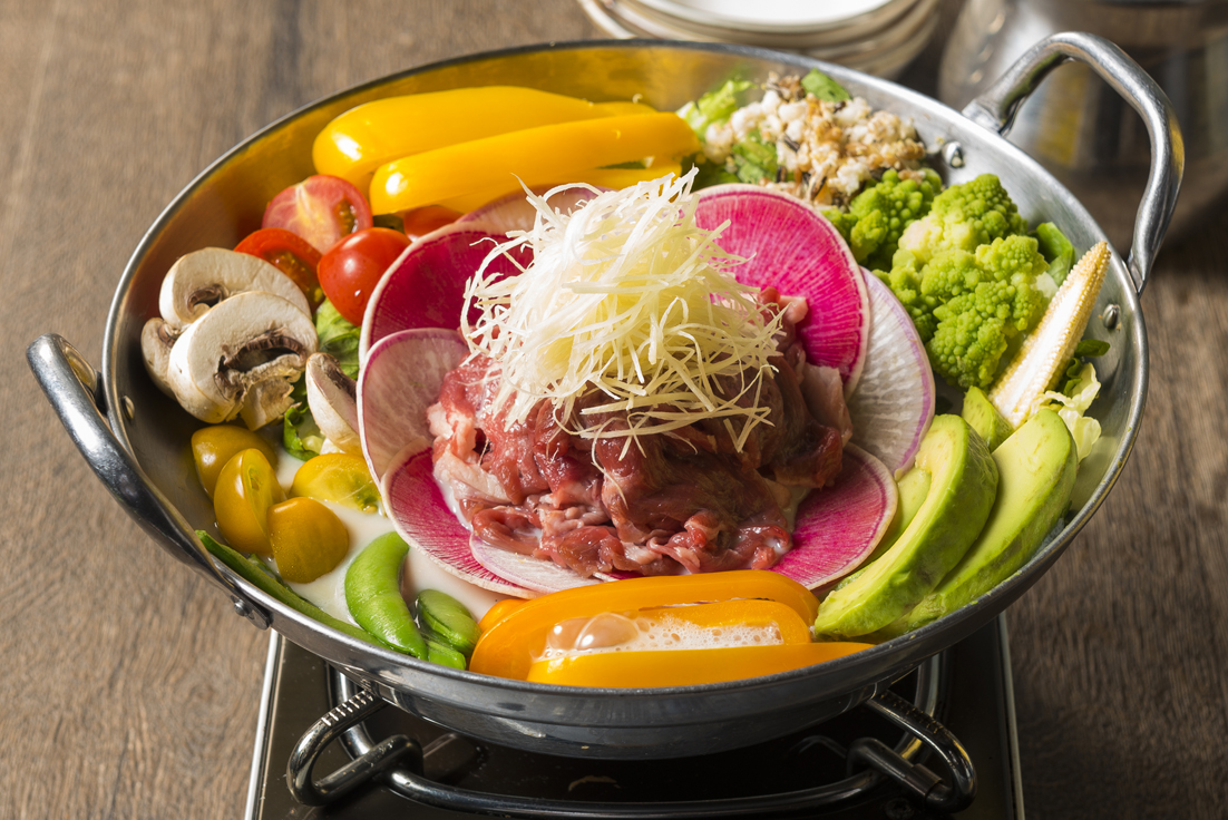 【かまくら/モアナキッチンカフェ】お鍋に花が咲く！カラフル鍋が紹介されました。 株式会社リン・クルー グループ 最新情報