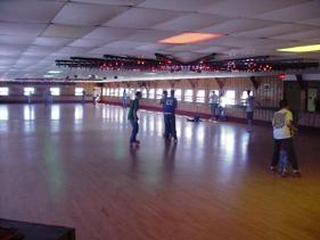 Sycamore Springs Roller Skating Rink, Sabetha, KS RINK HISTORY