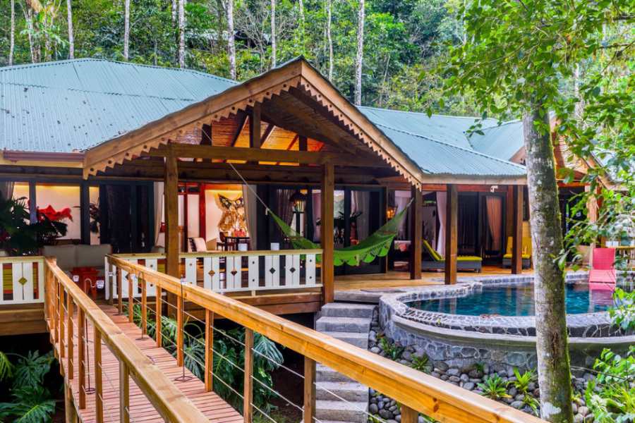 What Is An Authentic Costa Rica Eco Lodge? Rios Lodge
