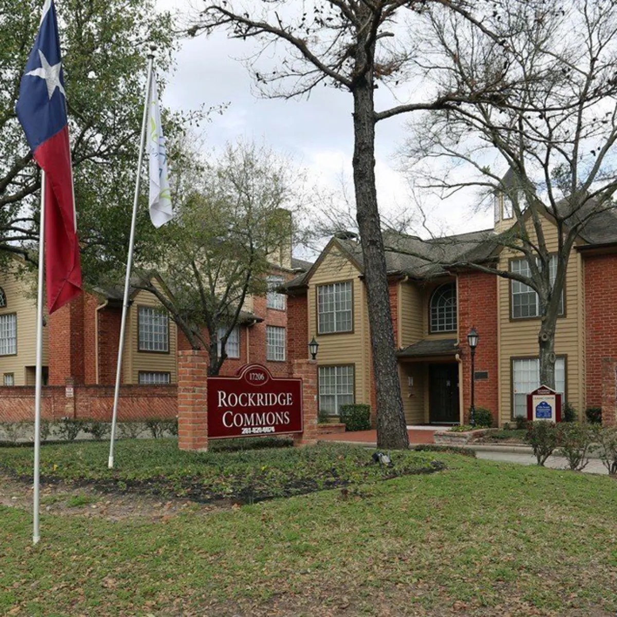Rockridge Commons Rise Apartments