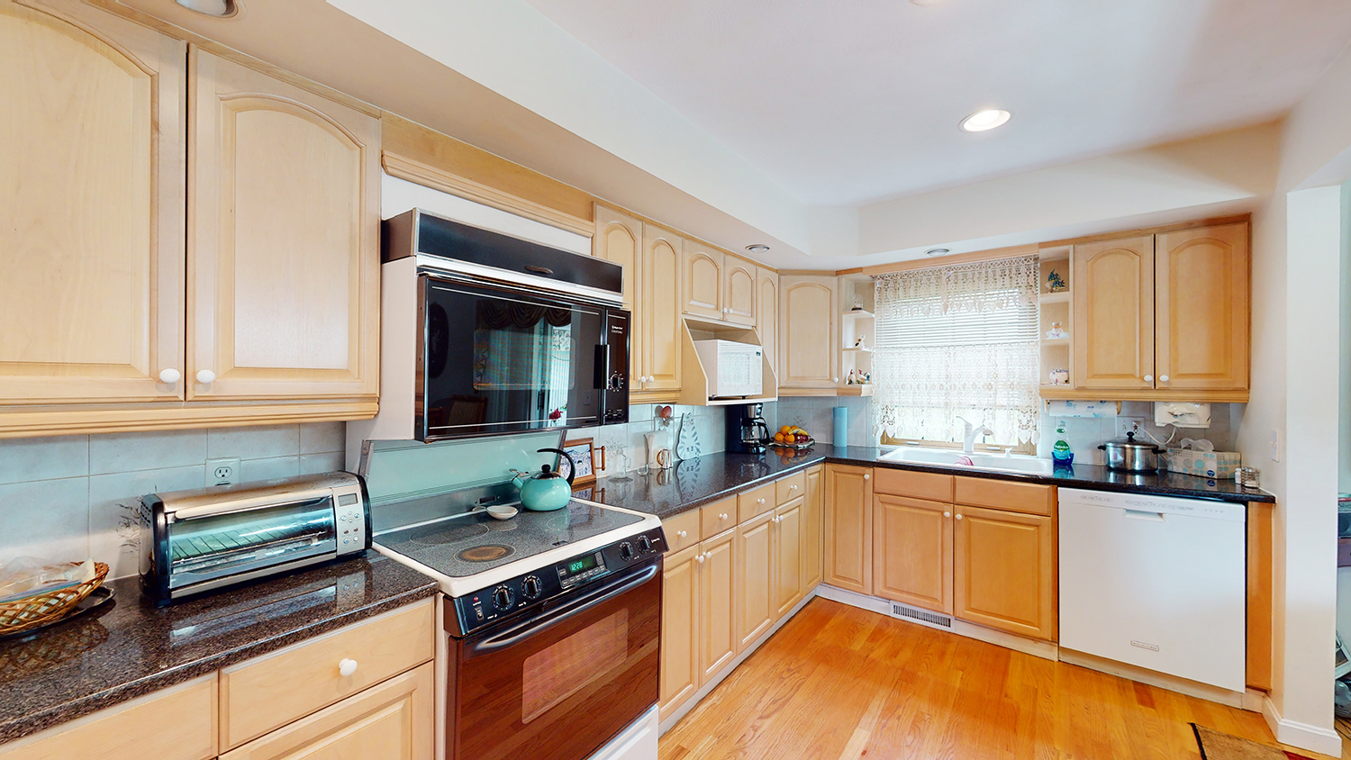 328 Mendon Road, Attleboro Property Detail James Duffer RISE Real