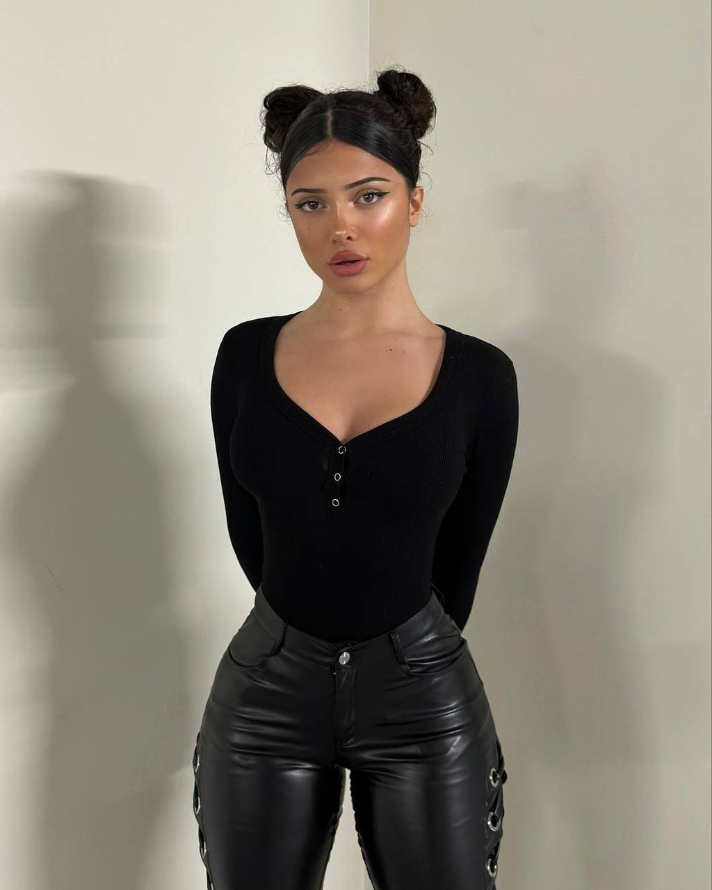 Sticker de LASTETAS sur meuf fille femme cul ass seins boobs feet pied melimtx melissa onlyfans