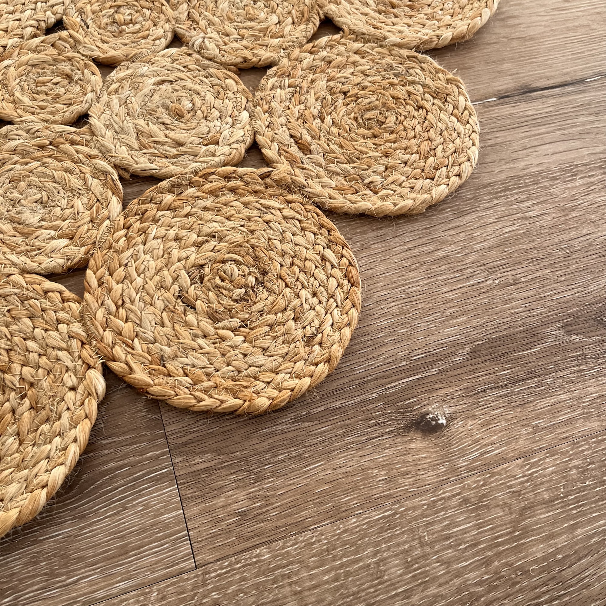 Calliope by Rita Rugs Home, Artisitic Hand Woven Jute Round Rug Rita