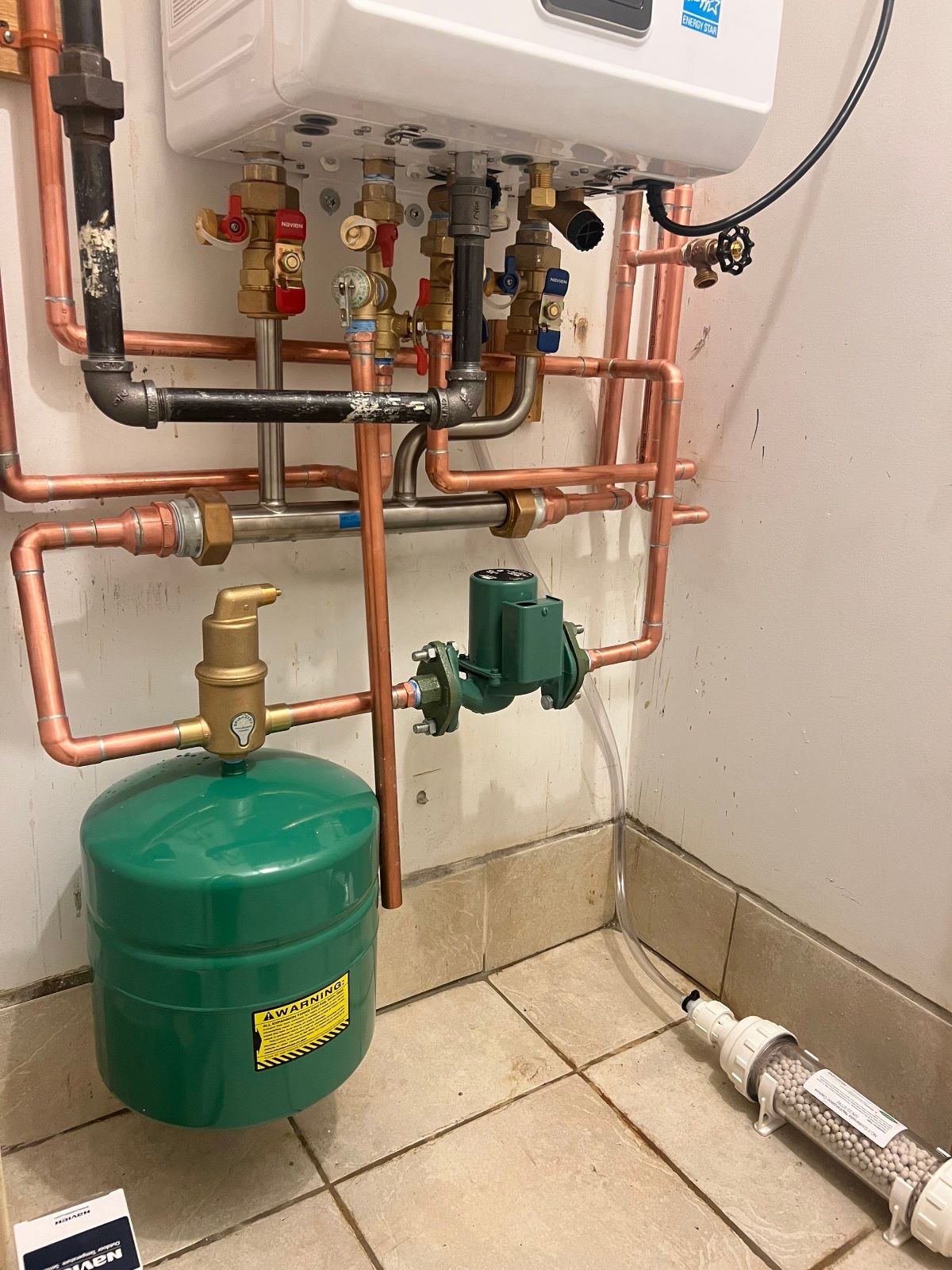 Tankless Water Heater Repair & Installation NYC Professional Plumbing