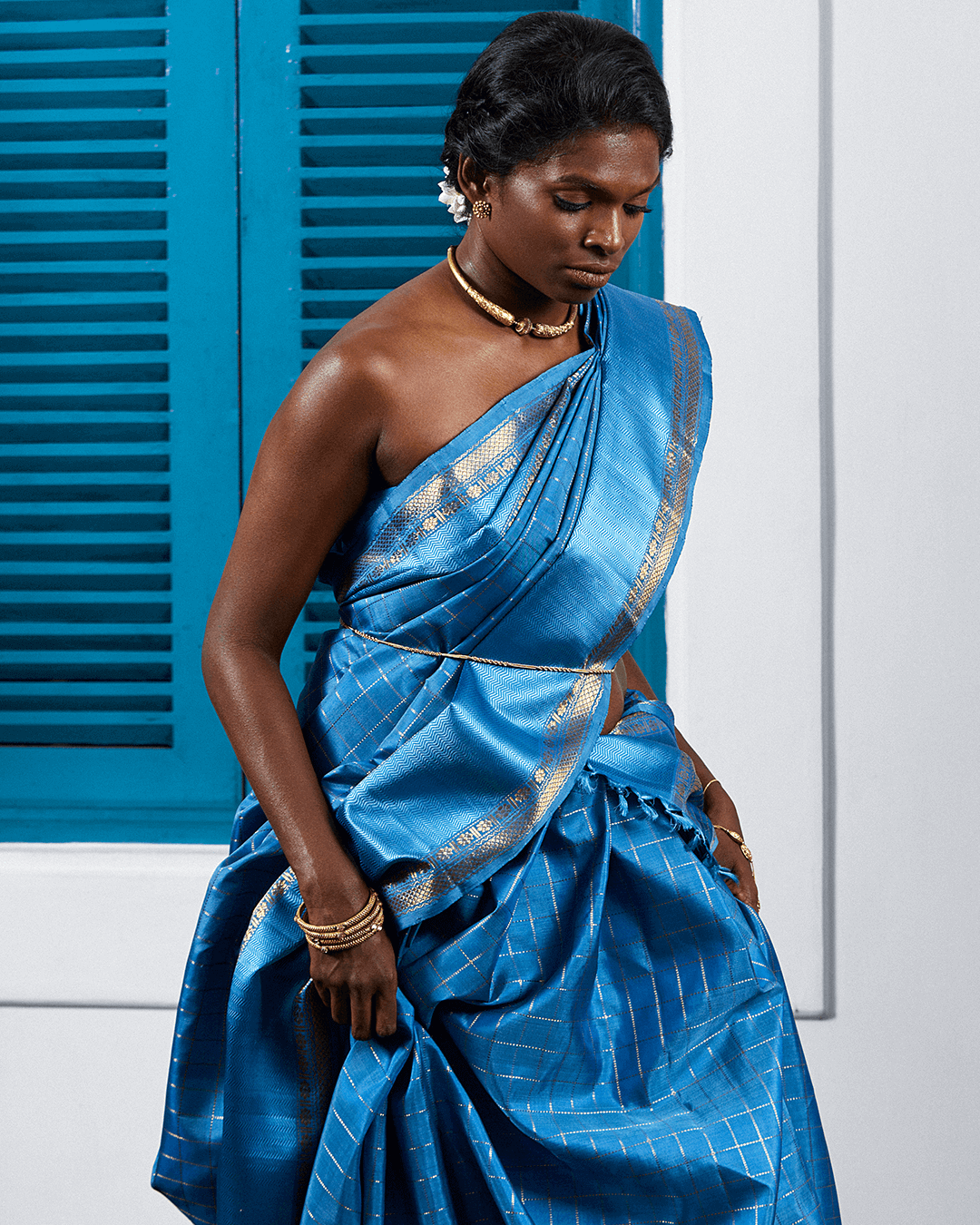 Darbari Blue and Gold Checks Rithihi